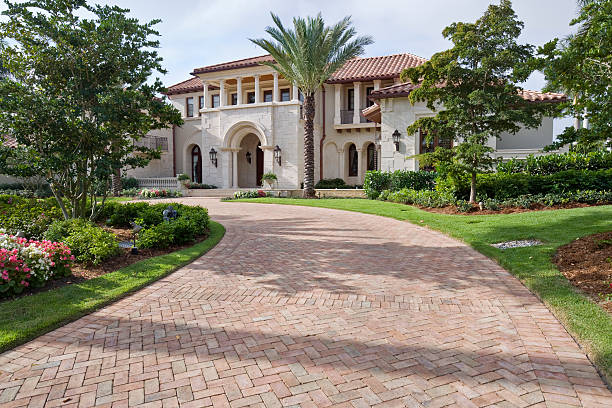 Best Interlocking Driveway Pavers  in Mascoutah, IL